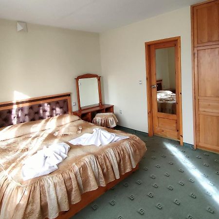 Guest Rooms Grachenovi Bansko Esterno foto
