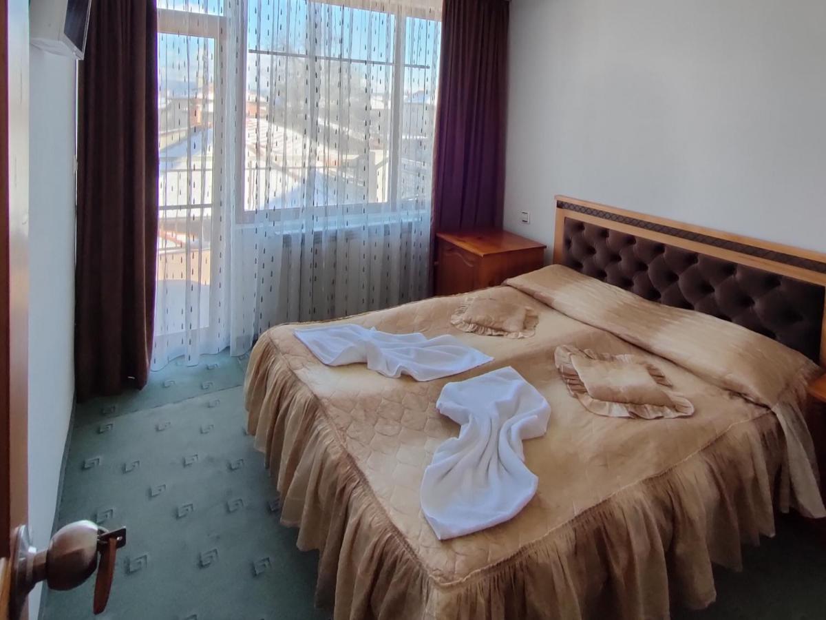Guest Rooms Grachenovi Bansko Esterno foto